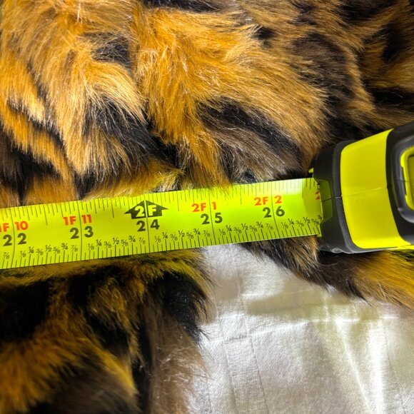 Faux Fur Leopard Print Coat - Fuzzy & Warm Sz XLCozy Faux Fur Coat SOLD OUT - Picture 6 of 9